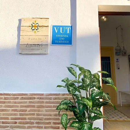 El Patio Del Limonero Vakantiehuis *